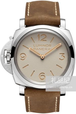 沛纳海LUMINOR系列PAM01075腕表